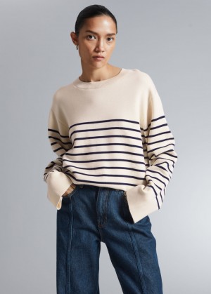 & Other Stories Boxy Nautical A Strisce Maglia Crema Blu Scuro | NOS-SN113591