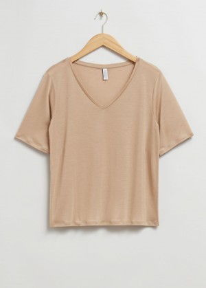 & Other Stories Crossover V-Neck T-Shirt Beige | NOS-SN113999