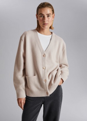 & Other Stories Oversized Lana Vergine Cardigan Beige | NOS-SN113632