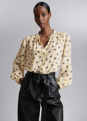 & Other Stories Relaxed Silk Blouse Crema | NOS-SN113924