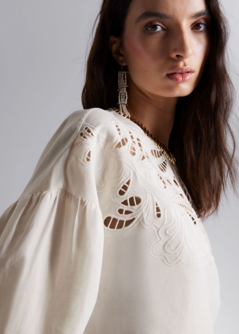 & Other Stories Broderie Anglaise Blouse Bianche | NOS-SN113903