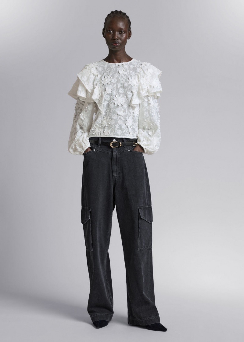 & Other Stories Embroidered Ruffle Blouse Bianche | NOS-SN113871