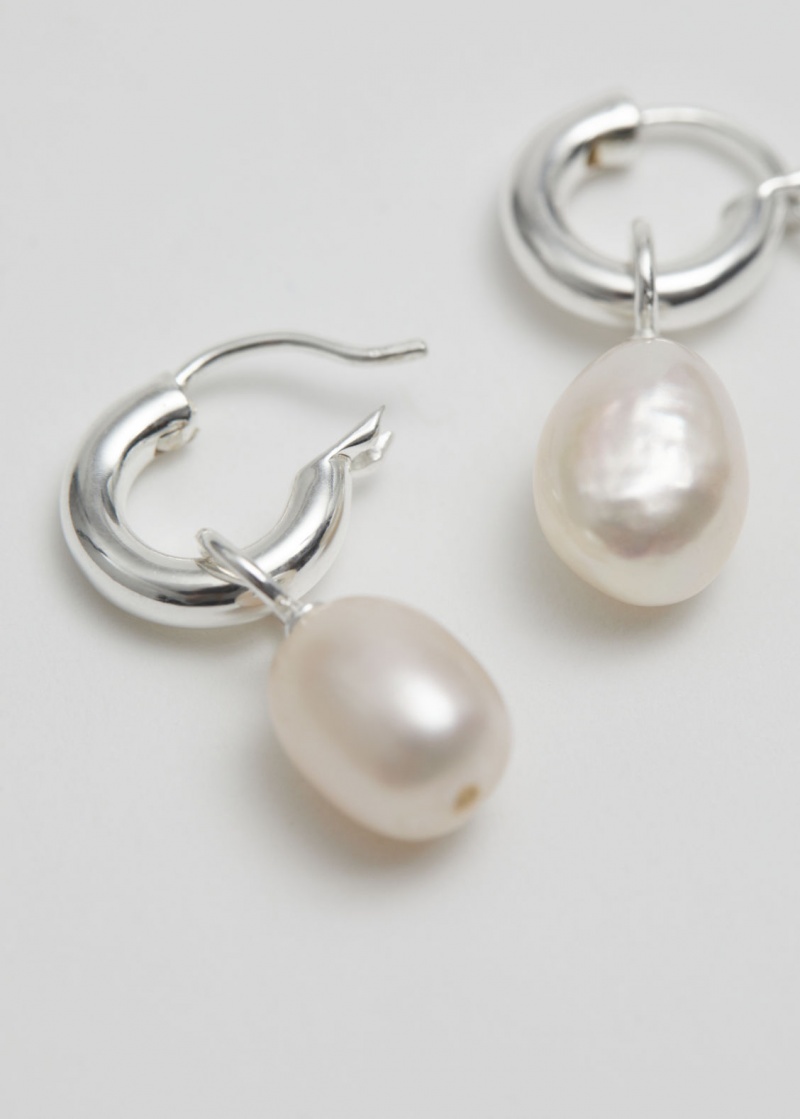 & Other Stories Pearl Charm Sterling Silver Earrings Argento | NOS-SN114671