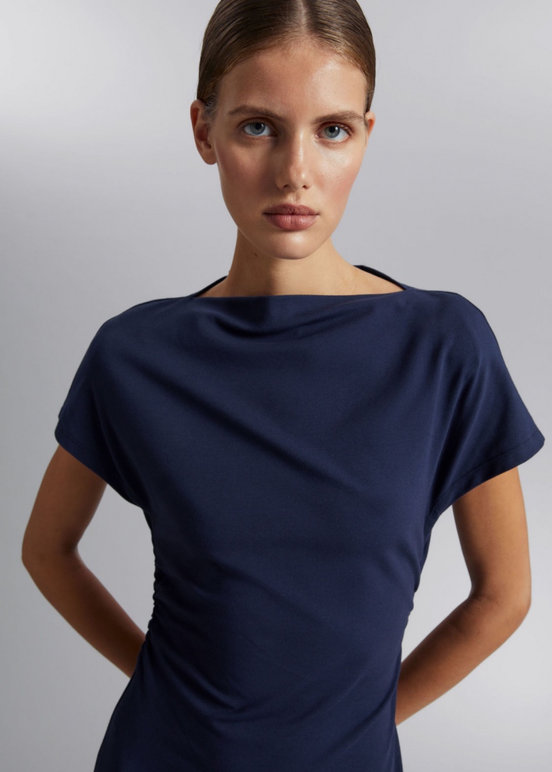 & Other Stories Ruched Shoulder Detail Midi Vestito Blu Scuro | NOS-SN113249