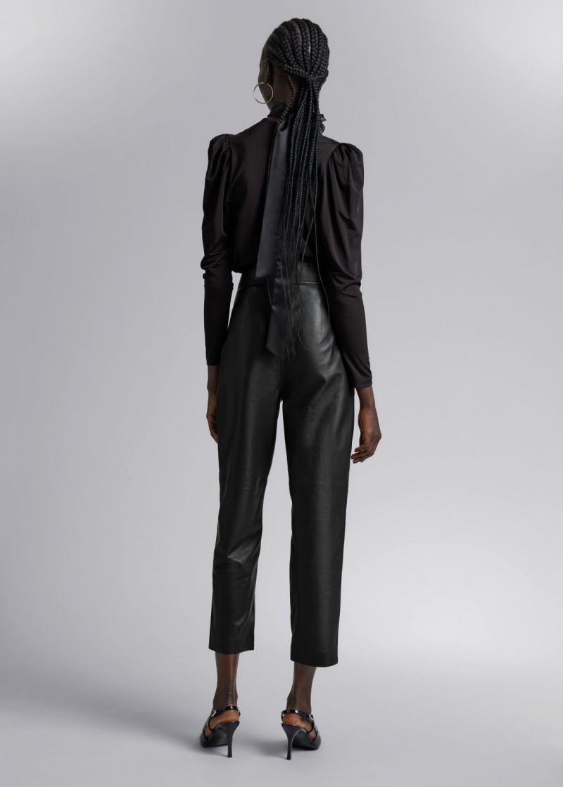 & Other Stories Tapered Pelle Trousers Nere | NOS-SN114298