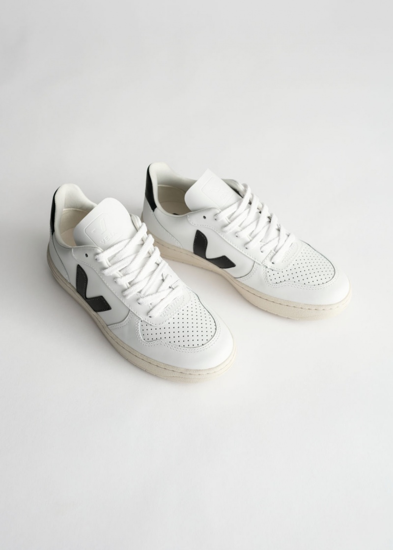 & Other Stories Veja V-10 Sneakers Bianche Nere | NOS-SN114401