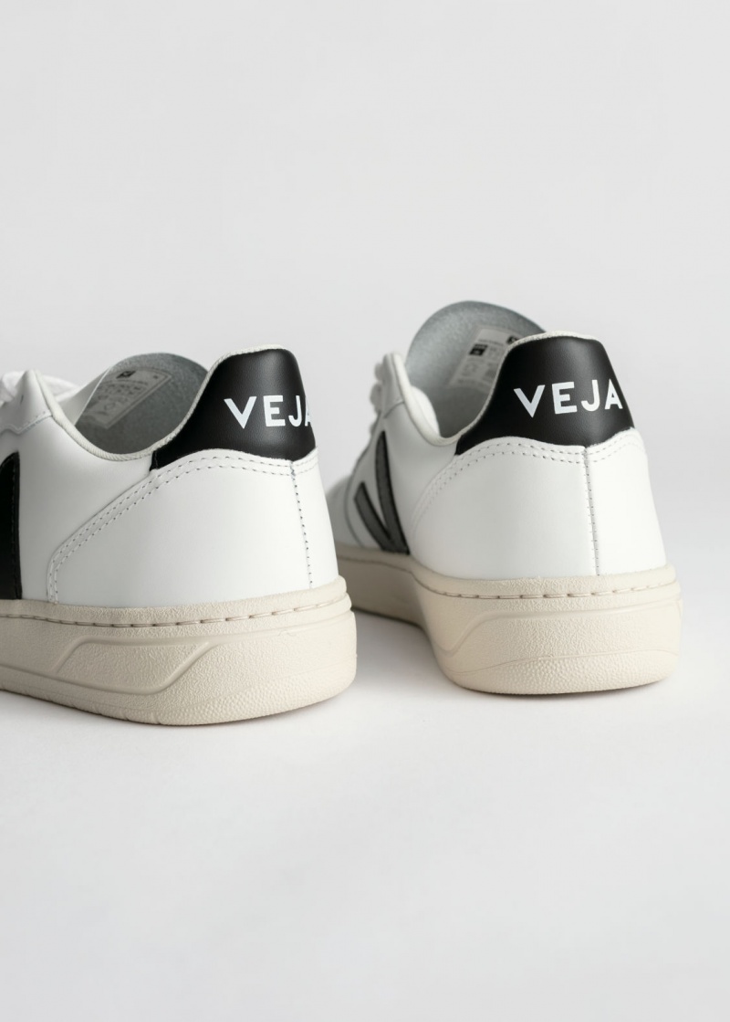 & Other Stories Veja V-10 Sneakers Bianche Nere | NOS-SN114401